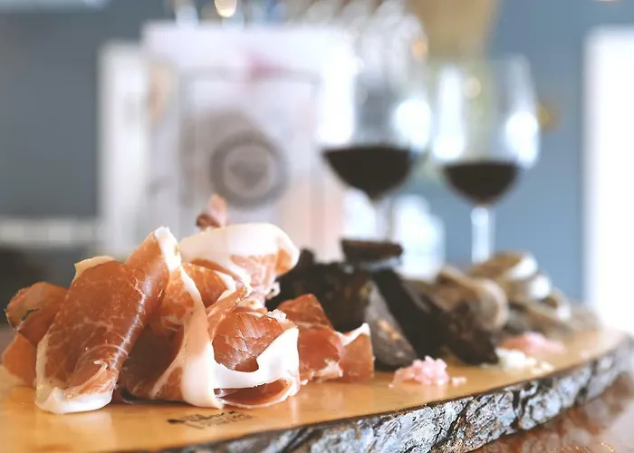 호텔 그라나다 팰리스 모나칠