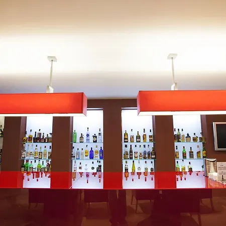 Otel Granada Palace